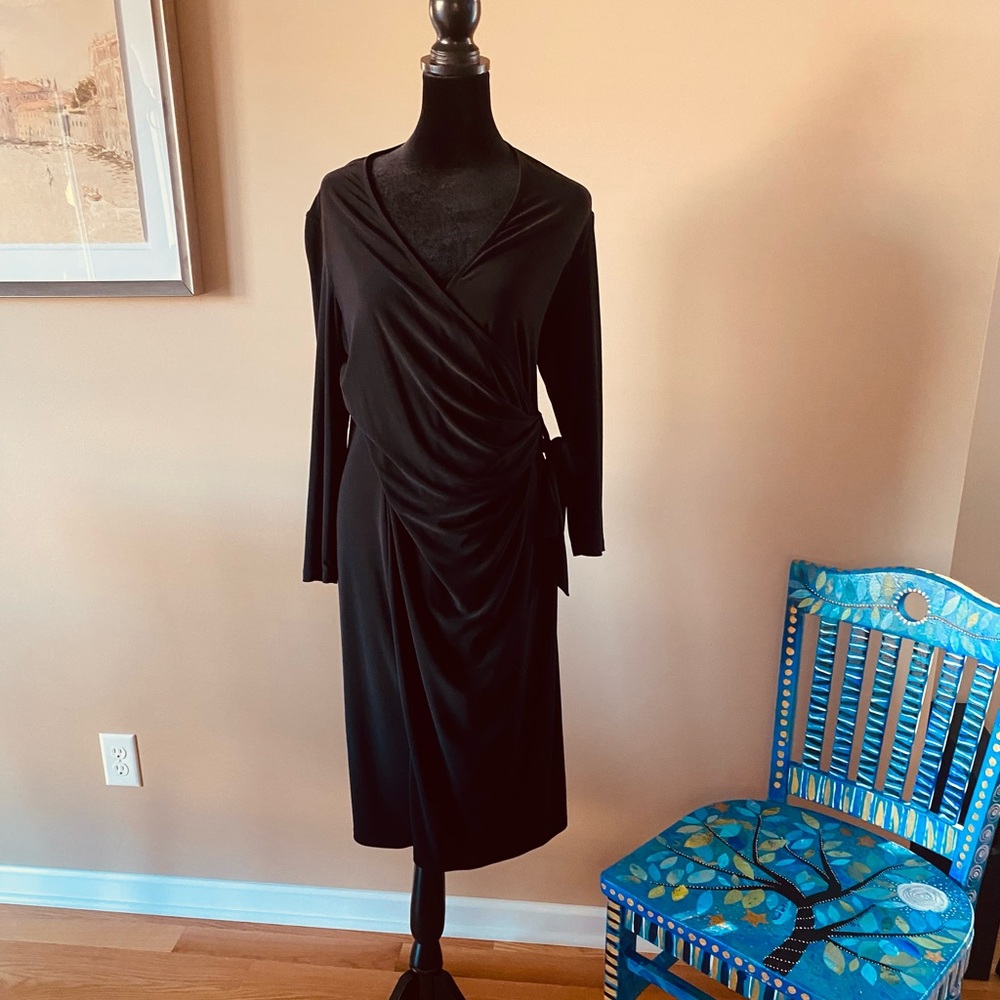 Evan Picone Size 12 faux wrap V-neck dress, long sleeves, side tie, washable.